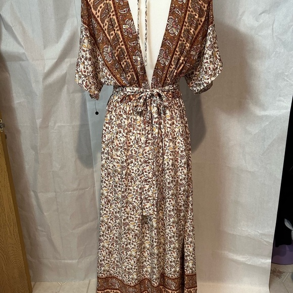 SHEIN Floral Print Midi Dress in Cream and Brown - Picture 8 of 9